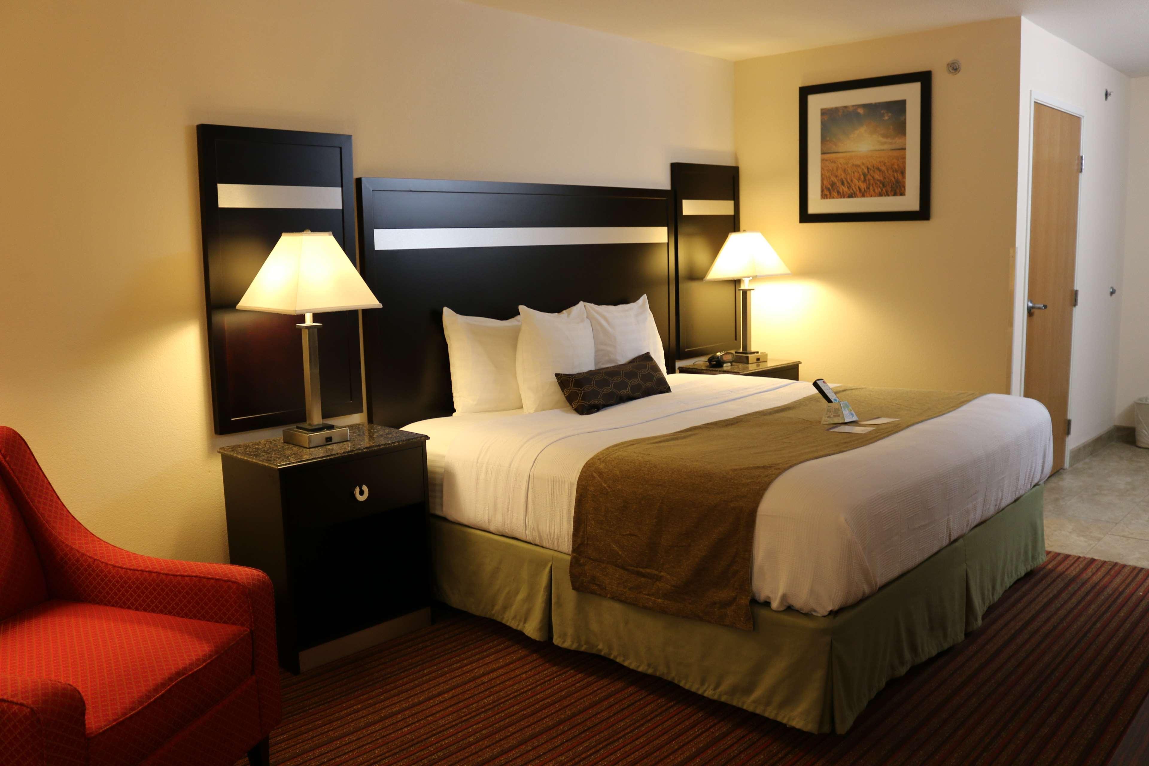 Best Western Parsons Inn Exterior photo
