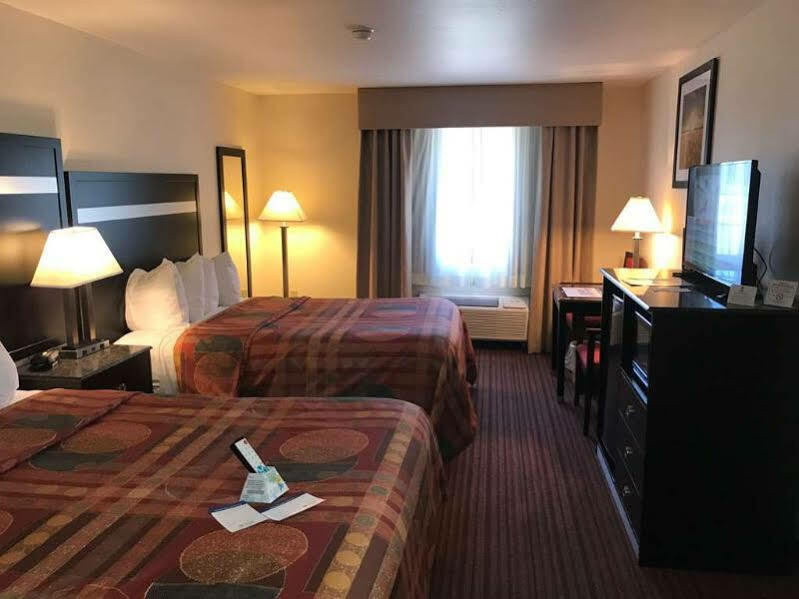Best Western Parsons Inn Exterior photo